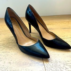 Black Pointed Banana Republic Leather Heels 8.5